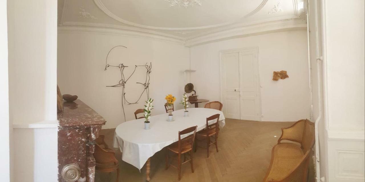 Grand Corps De Ferme A La Rue Messire Etienne 89113 Neuilly Valravillon Villa Bagian luar foto